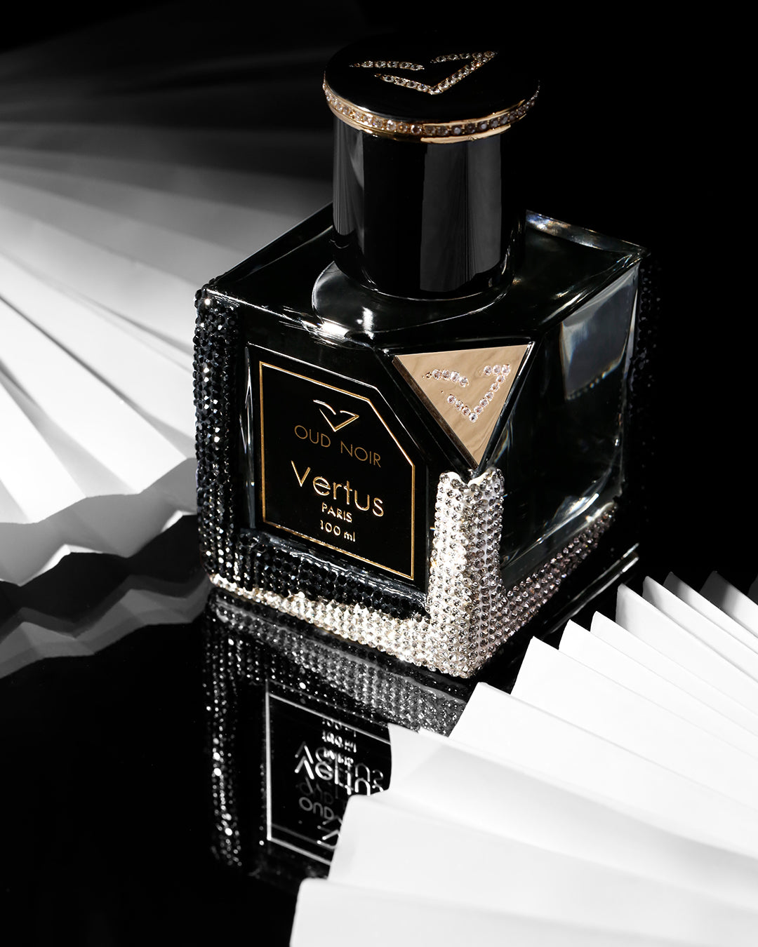 Profumo di nicchia Vertus - GEM'NTENSE OUD NOIR